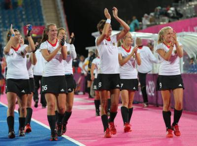 Hockey-Damen-wieder-im-Halbfinalrennen_ArtikelQuer