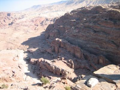 Blick vom Hochalter auf die Koenigsgraeber