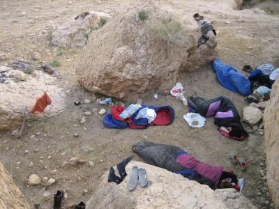 Unser erster Schlafplatz zwischen den Felsen