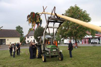 Maibaumfest-Mondfeld-110501_24