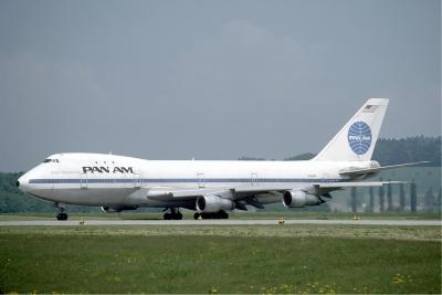 Pan_Am_Boeing_747_at_Zurich_Airport_in_May_1985