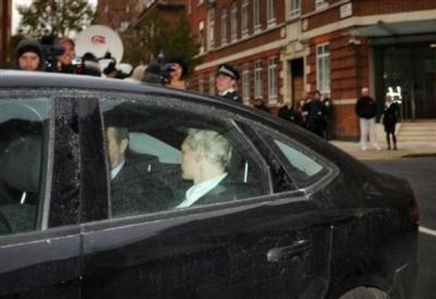 assange-arrest-121