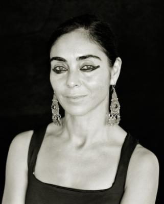 Shirin_Neshat_1323_01