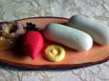 Weißwurst aus Marzipan 