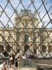 Blick aus der Louvre-Pyramide