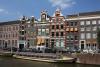 Eine von vielen hübschen Häuserzeilen in Amsterdam.