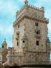 DAS Wahrzeichen Lissabons: Torre de Belem, Wehrturm im manuelischen Stil.