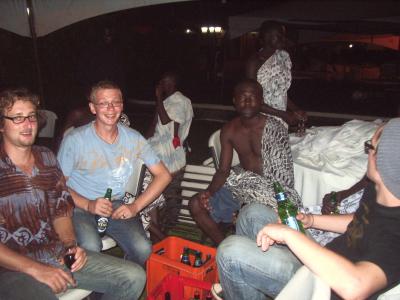 14_freiwillige-mit-prinz