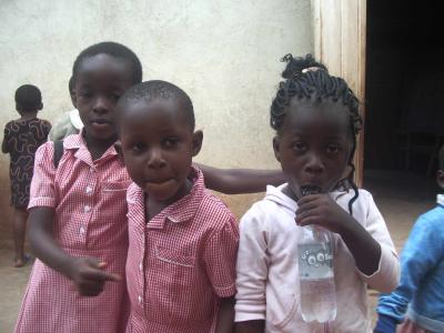 18_kinder-vor-der-schule