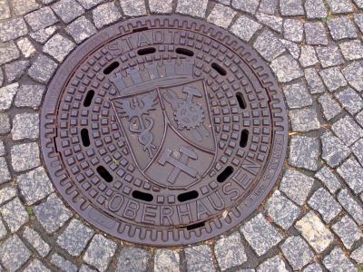 Gullydeckel rund mit Oberhausen als Thema