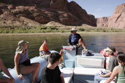Glen-Canyon-River