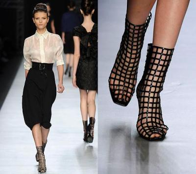 yves-saint-laurent-cage-ankle-boots-2009-3