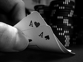Pokern - online und offline Pokern