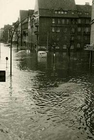 Hamburg 1962: Unter Wasser und trotzdem in der Schule