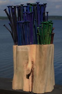 2011-Nagelobjekt-252520auf-252520Wacholdersockel-252520-252520rma-JPG