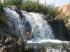 Mekong-Wasserfall und Sabrina mittendrin