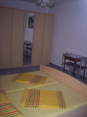 Prenociste-003
