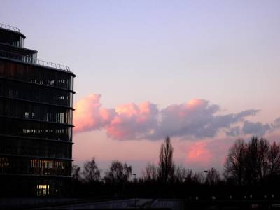 am Hafen, abends am Hafen, abends