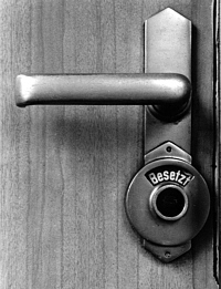 besetzt