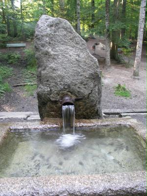 glasbrunnen