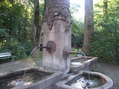 waldbrunnen