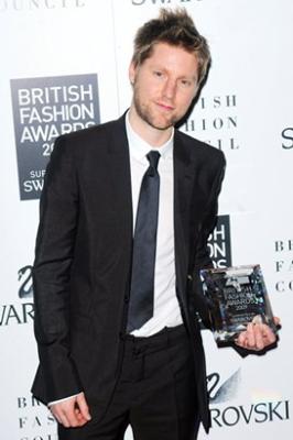 british-fashion-awards-press-room-6