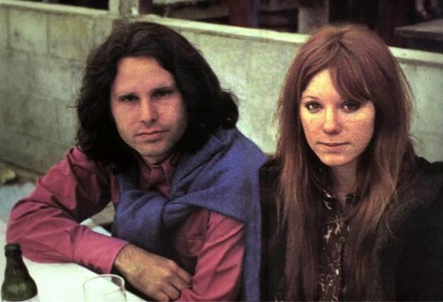 Die letzten Fotos von Jim Morrison und seiner Freundin Pamela Courson.