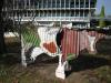 Eine Kuh vor der Botschaft von Neuseeland.