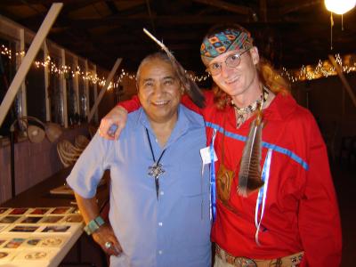 Cheorkee Turtle Winds Firewalker mit Apache Cochise Kuruk