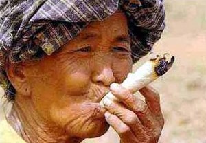 gran_porro_de_marihuana_1