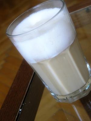 geschaeumter-milchkaffee1