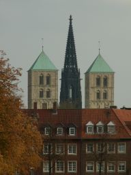 Vom Hindenburgplatz auf die City ...