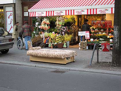 blumensofa